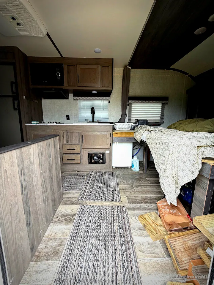 2022 Gulf Stream Conquest Ultra-Lite 248BH - Photo 3