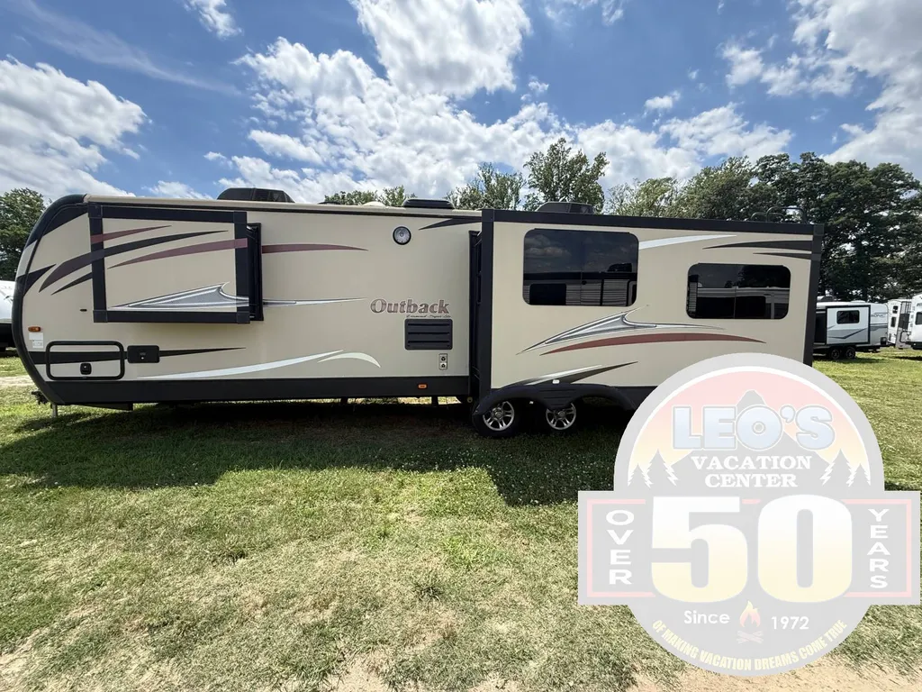 2016 Keystone Outback 298RE, Photos photo 4