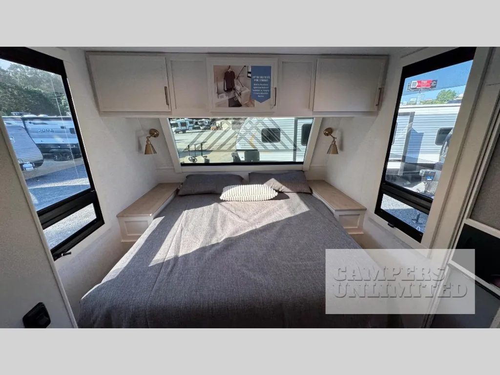 2026 Brinkley Model I 294, Photos photo 20