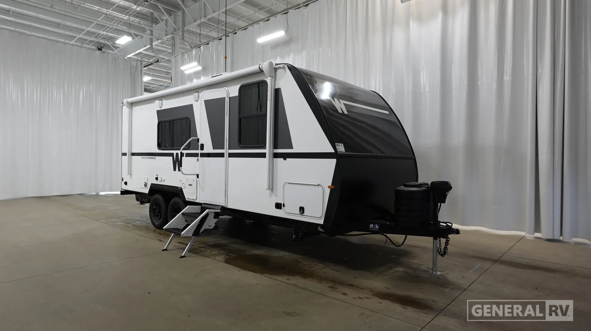 2027 Winnebago Micro Minnie 2200MBH - Photo 2