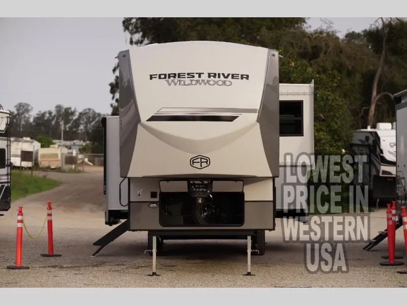 2026 Forest River Wildwood Heritage Glen 380WDR - Photo 2