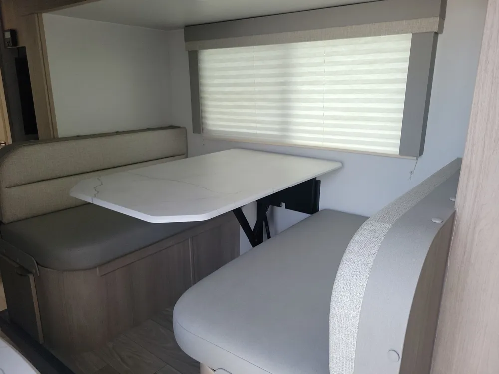 2023 Winnebago Micro Minnie 2108FBS - Photo 3
