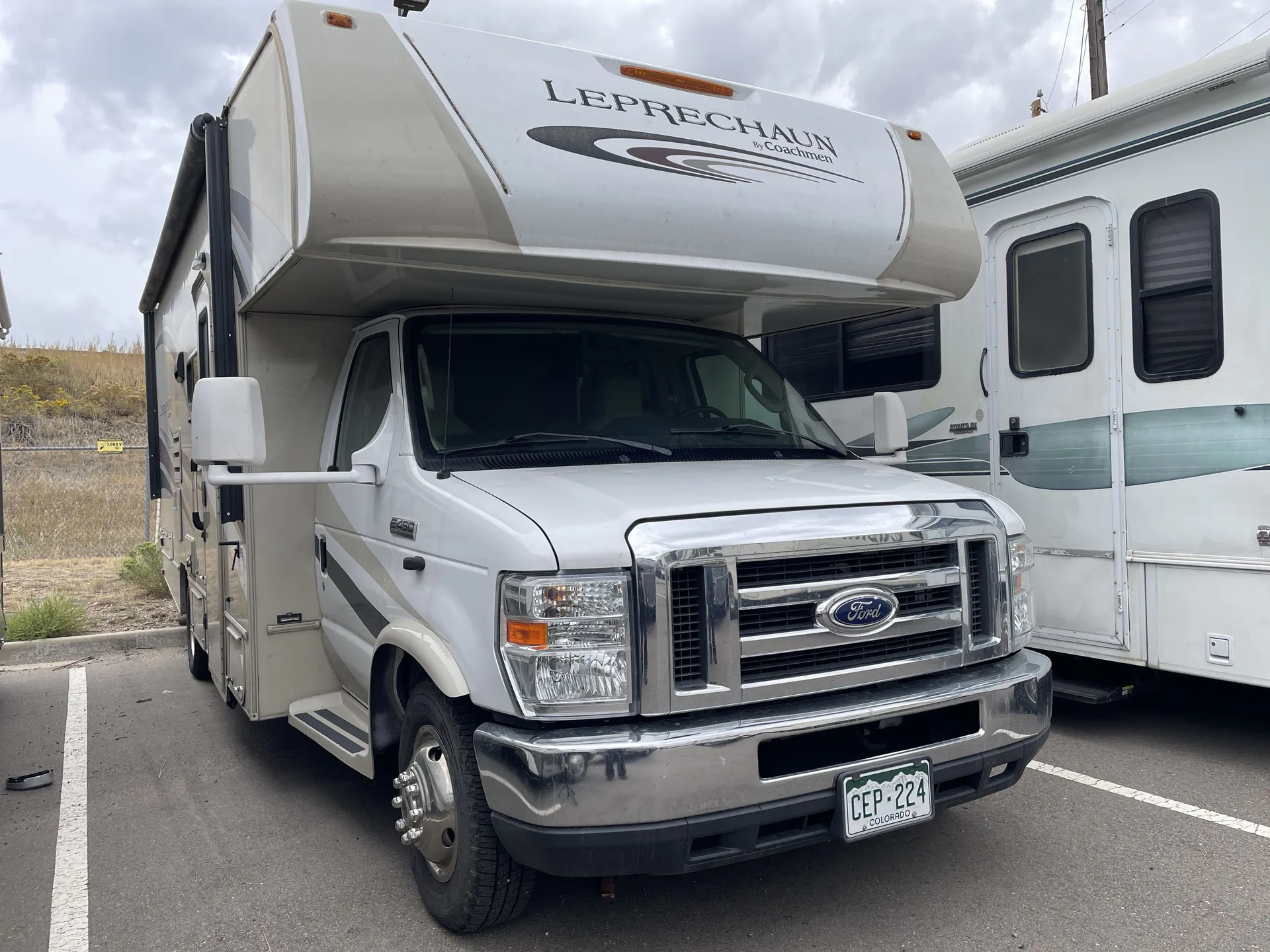 2016 Coachmen Leprechaun 240FS - Photo 2