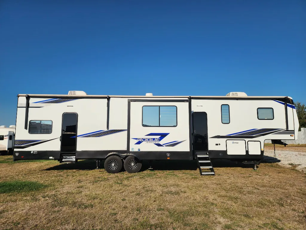 2023 Forest River Vengeance Rogue Armored 383G2, Photos photo 9