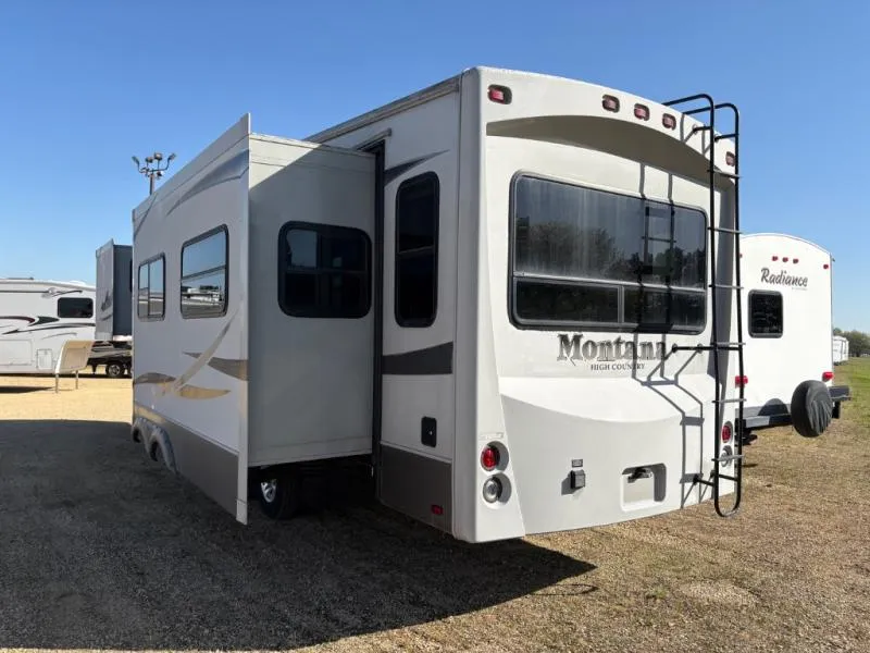 2011 Keystone Montana High Country 323RL - Photo 4
