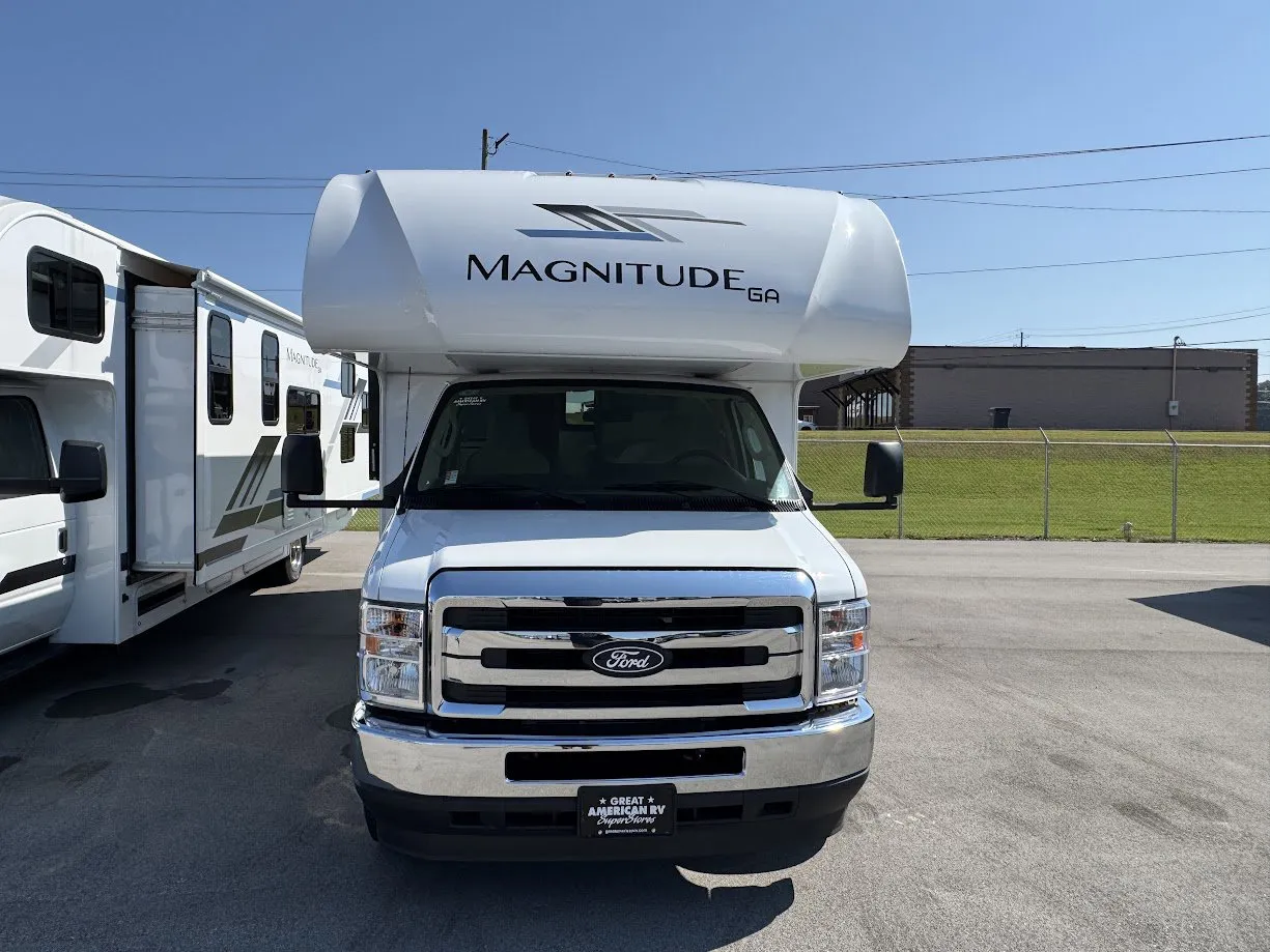2026 Thor Motor Coach Magnitude GZ22 - Photo 2