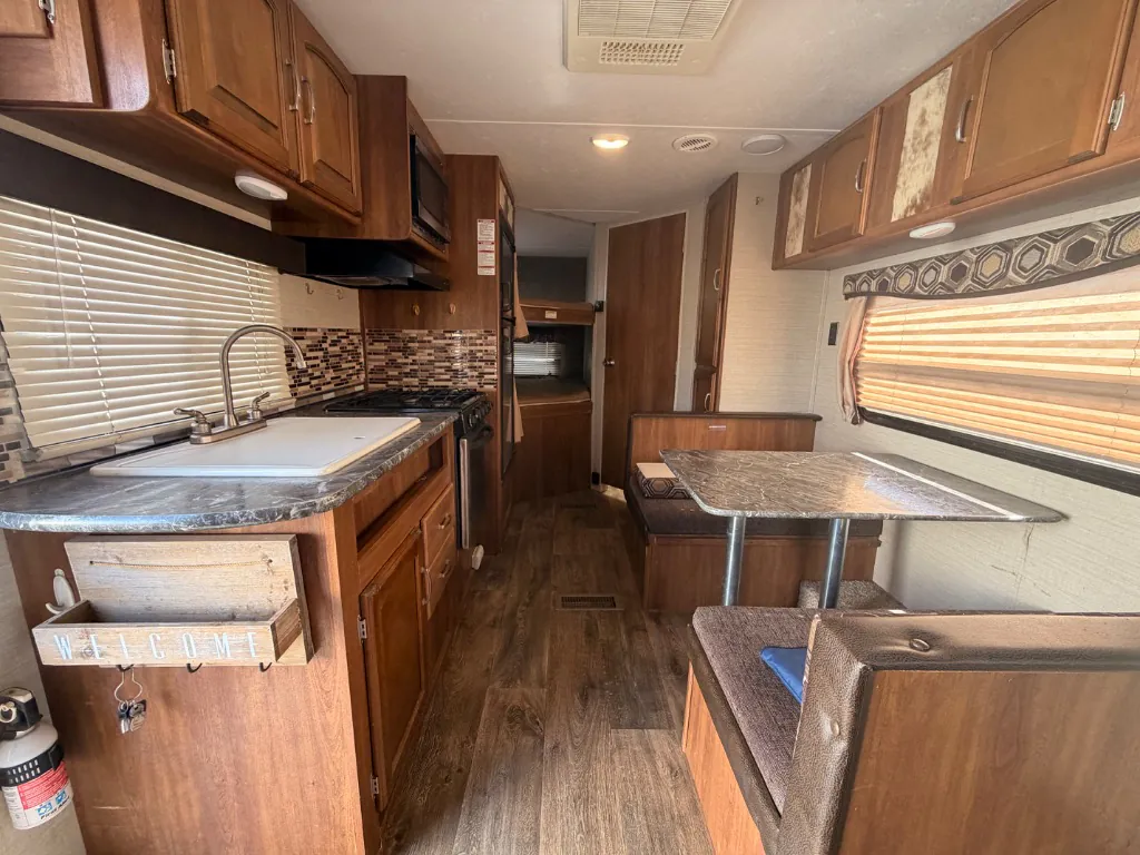 2016 Keystone Springdale 220BHWE, Photos photo 15
