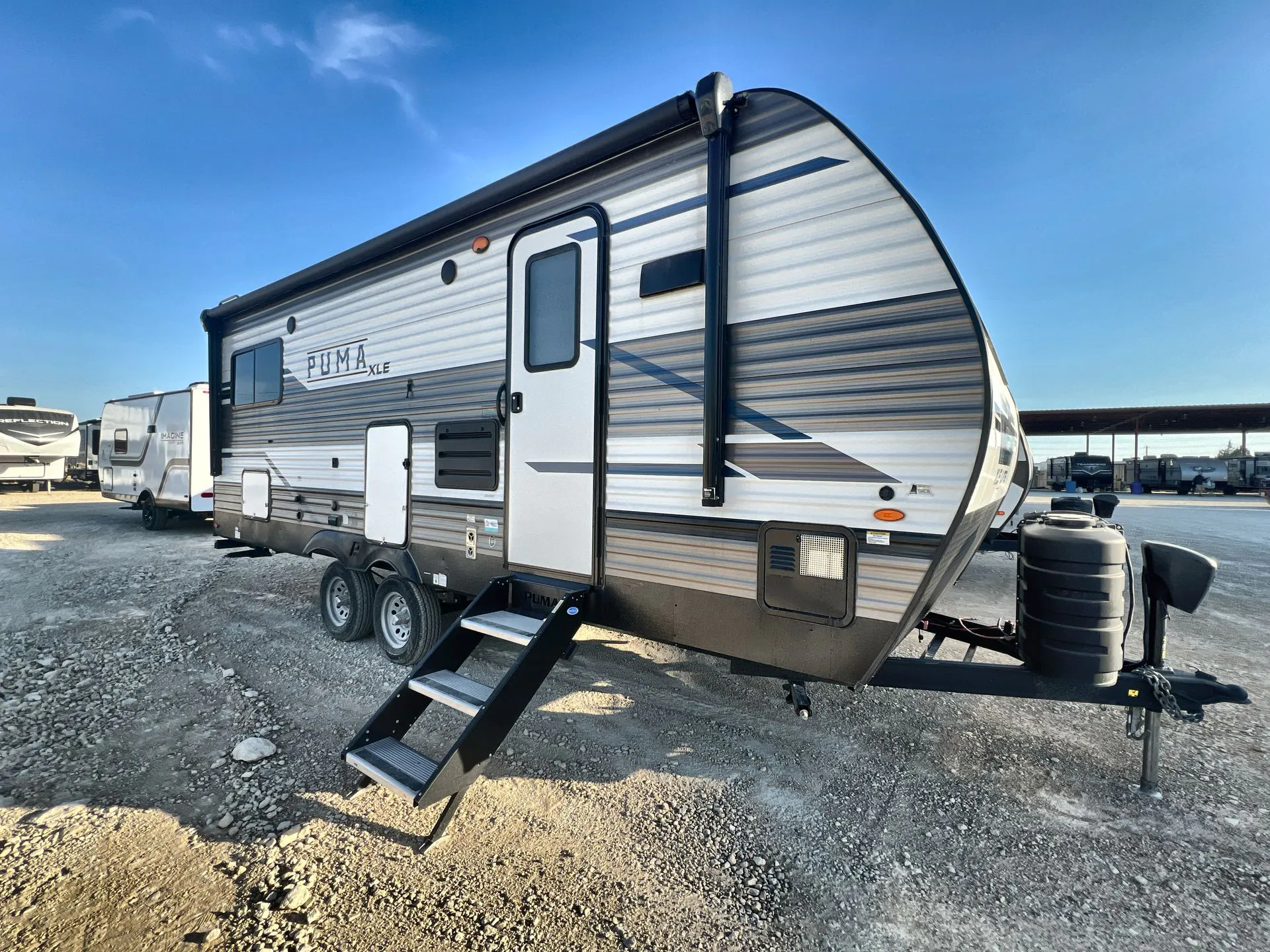 2024 Palomino Puma XLE Lite 22FKC - Photo 2