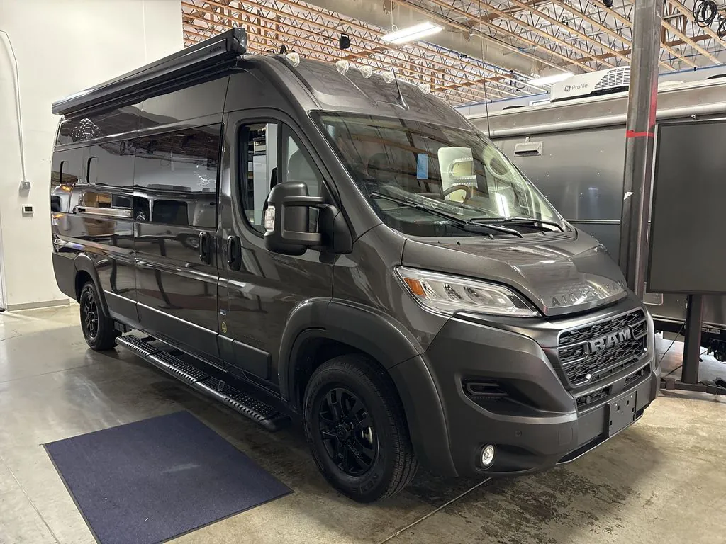 2027 Airstream Rangeline 21PL - Photo 3