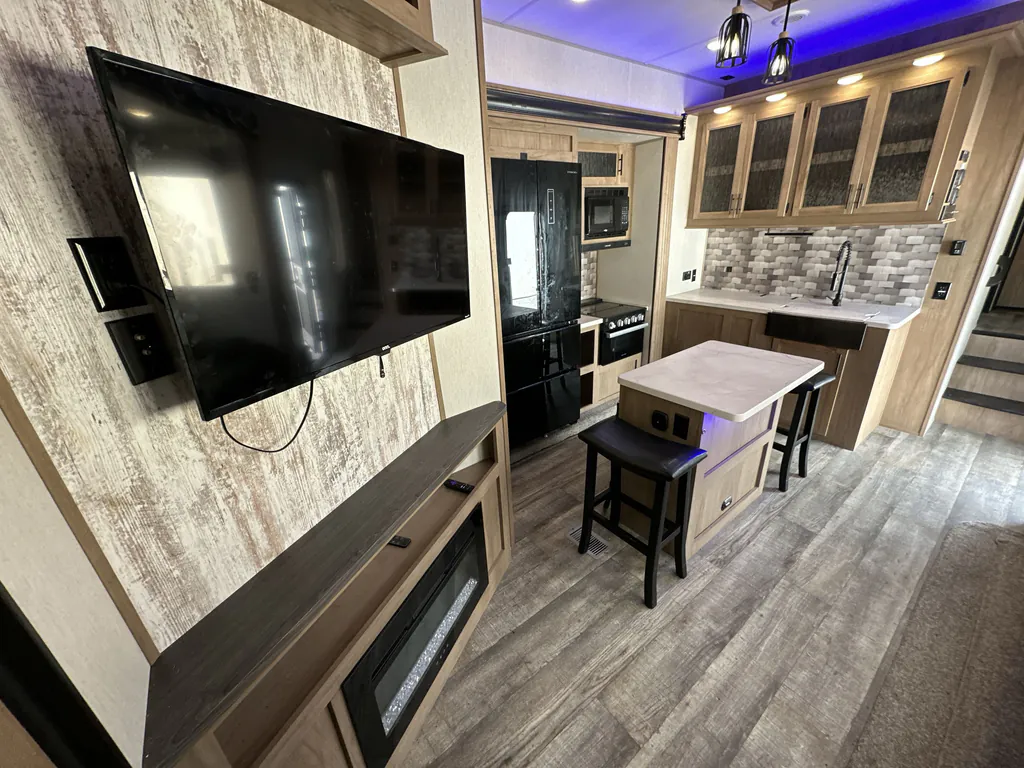 2023 Forest River Cherokee Wolf Pack 355PACK14, Photos photo 23