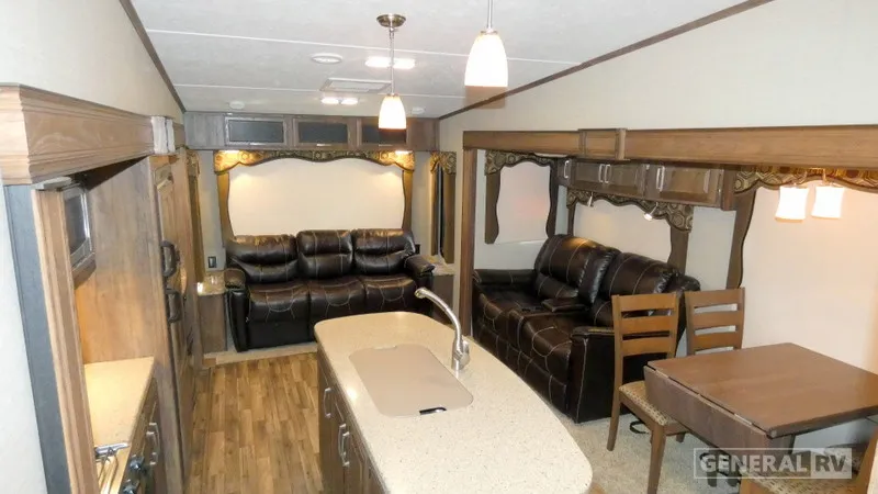2016 Keystone Cougar 303RLS - Photo 3