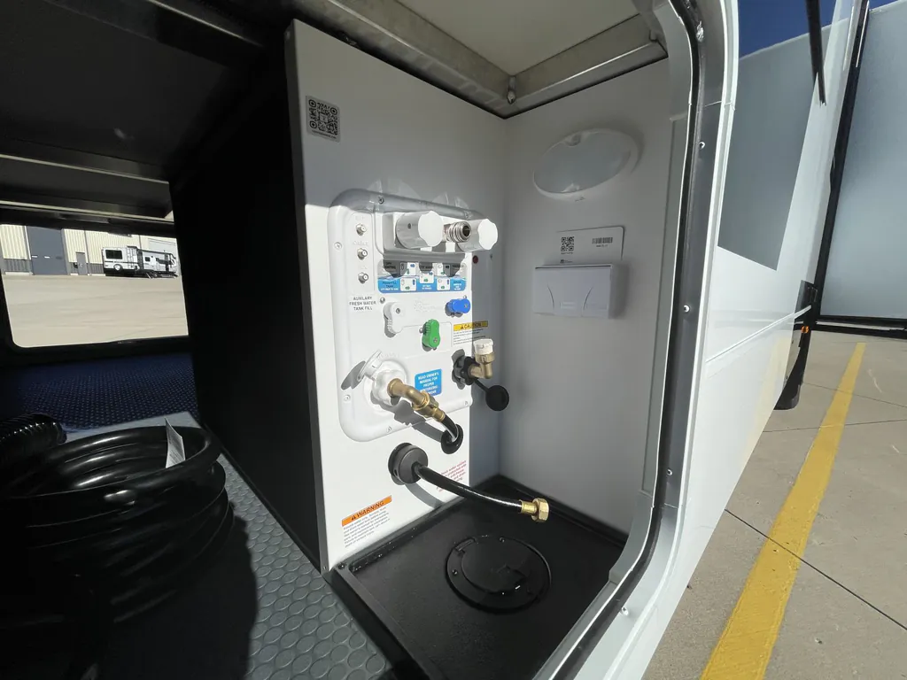2027 Brinkley Model I 290, Photos photo 16