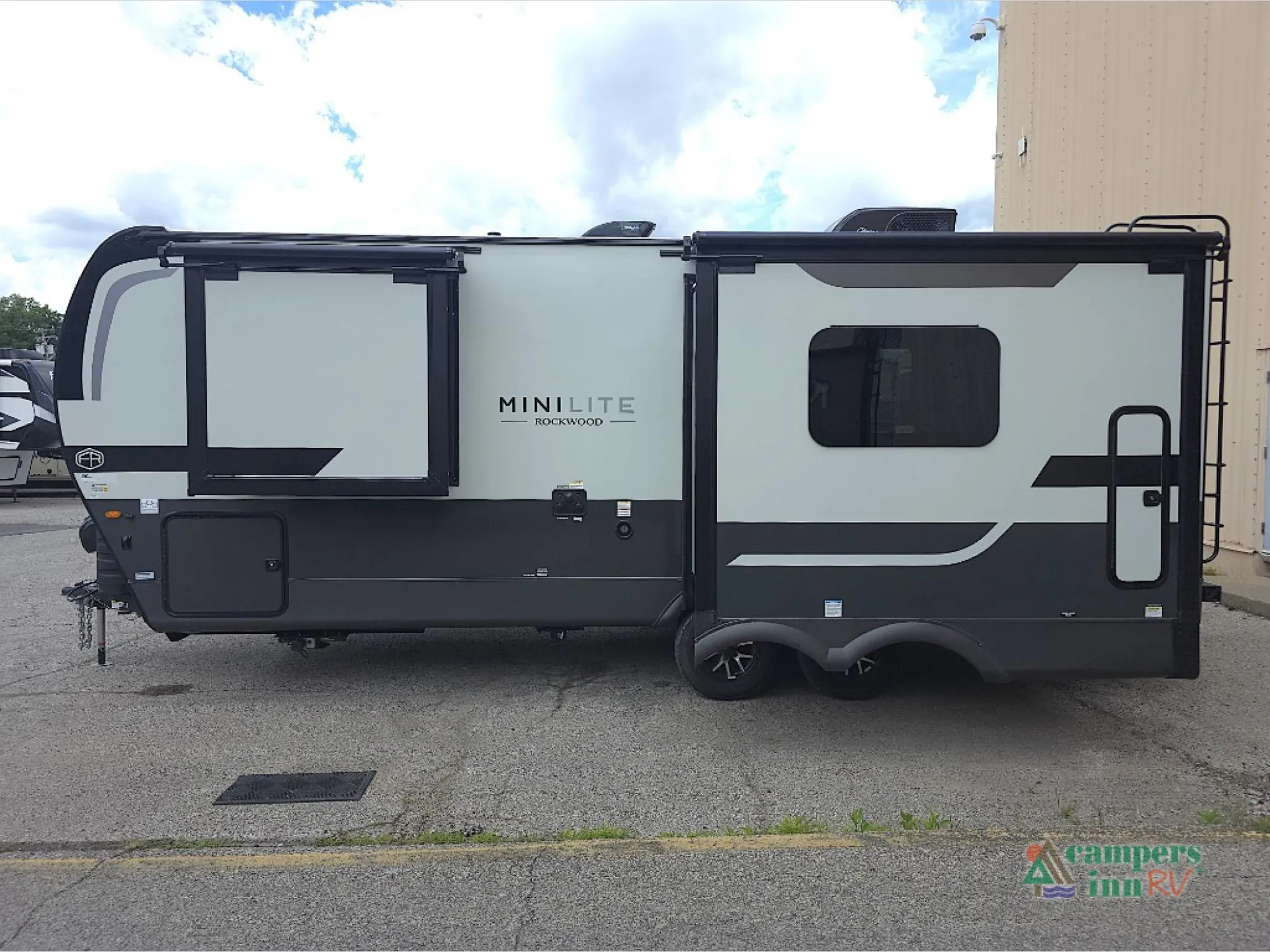 2026 Forest River Rockwood Mini Lite 2515S — Photo 6