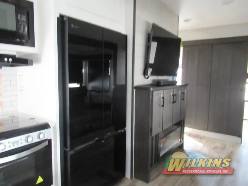 2027 Venture RV SportTrek 312VTB - Photo 4