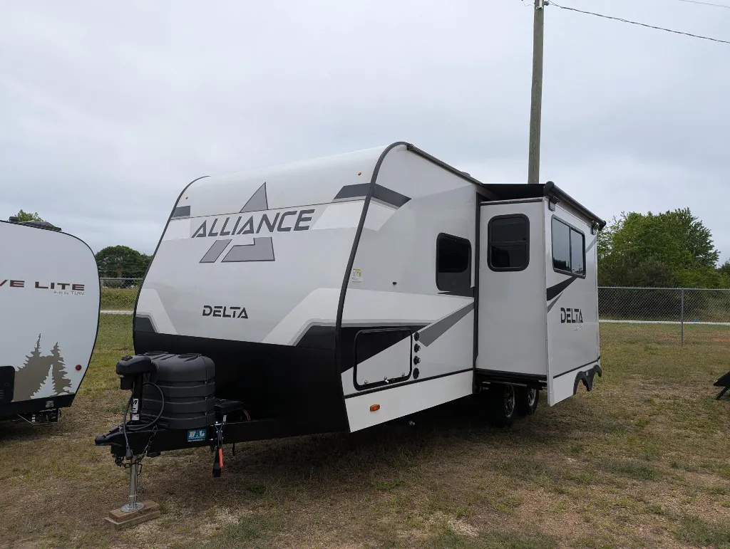 2025 Alliance RV Delta ML206 - Photo 4