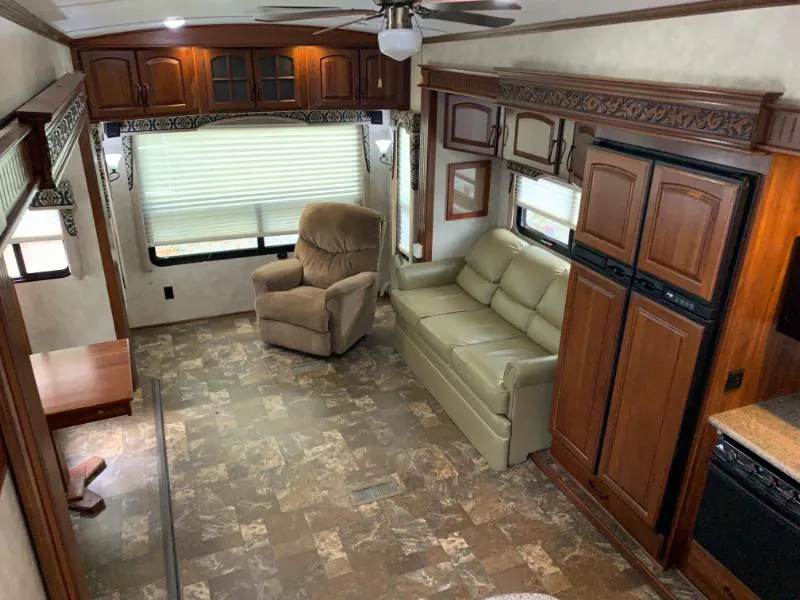 2014 Keystone Montana 3100RL, Photos photo 48
