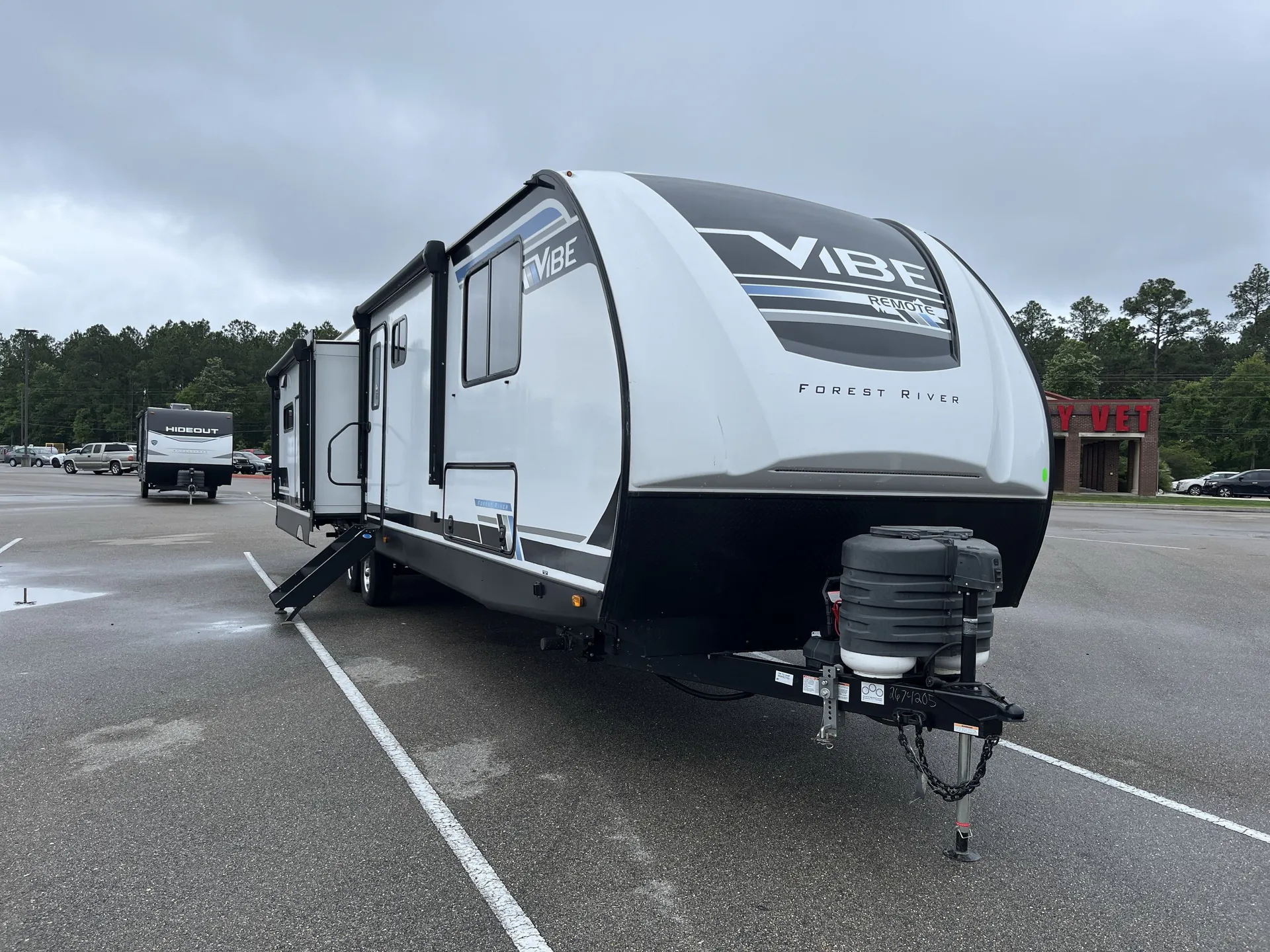 2024 Forest River Vibe 34XL - Photo 2