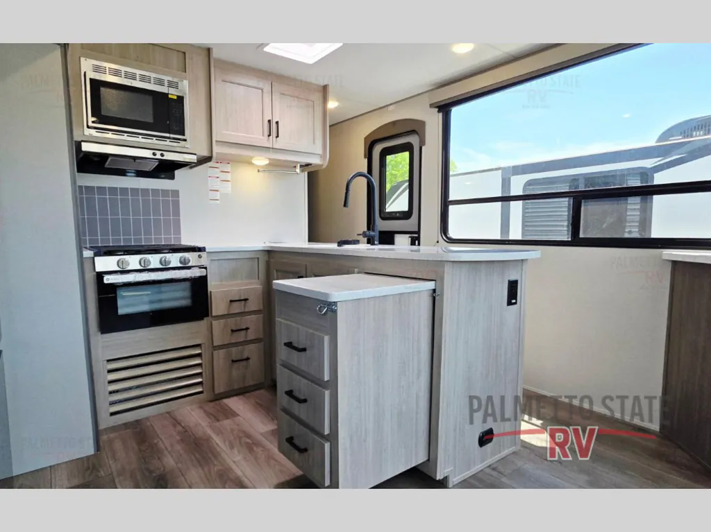 2026 Coachmen Catalina Legacy Edition 283RNR, Photos photo 13