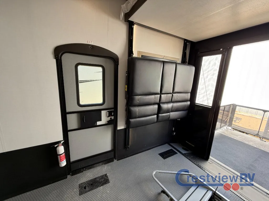 2026 Keystone Raptor 433, Photos photo 32