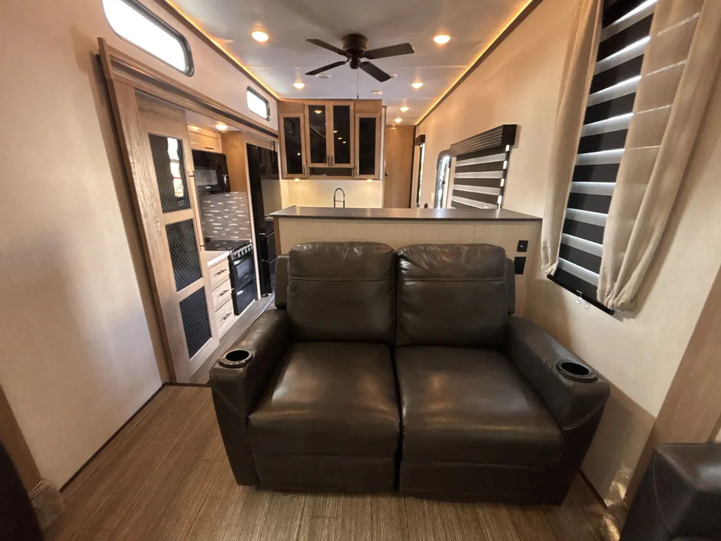 2023 Forest River Sabre 350RL, Photos photo 21
