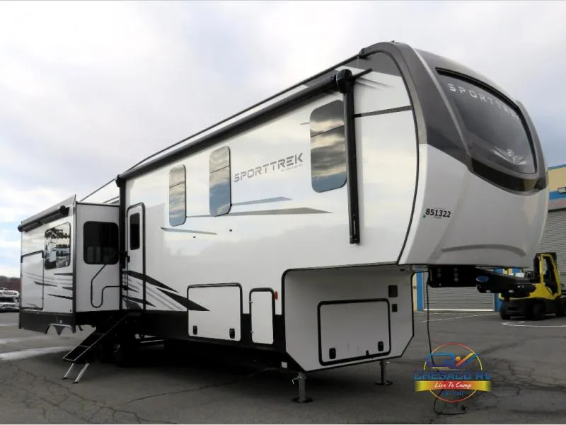 2026 Venture RV SportTrek Touring Edition 353VIK - Main photo