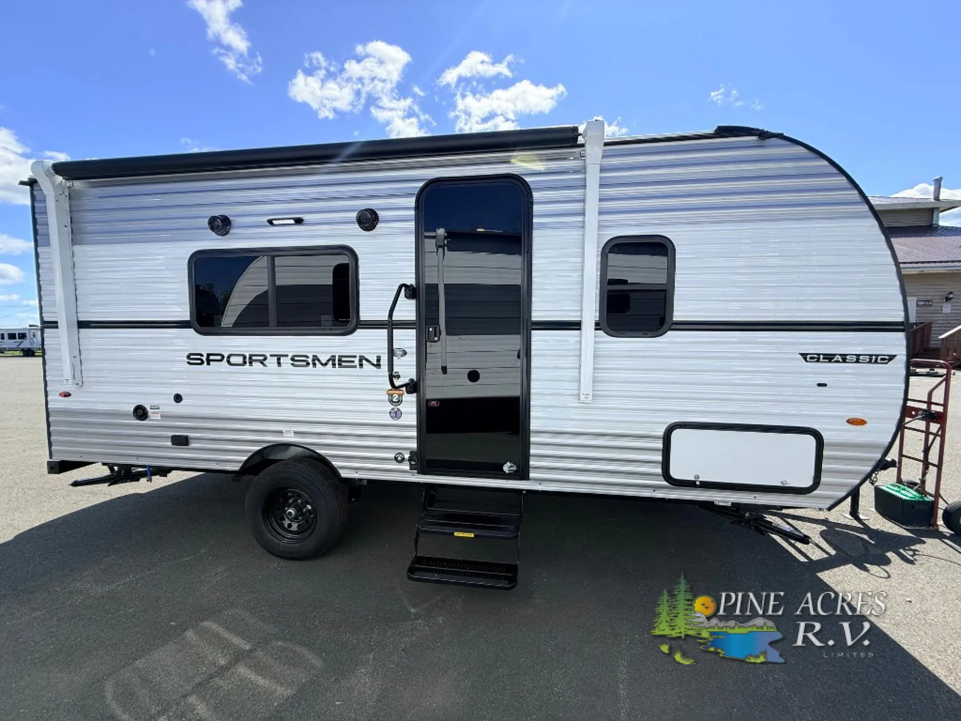 2027 K-Z Sportsmen Classic 170MB