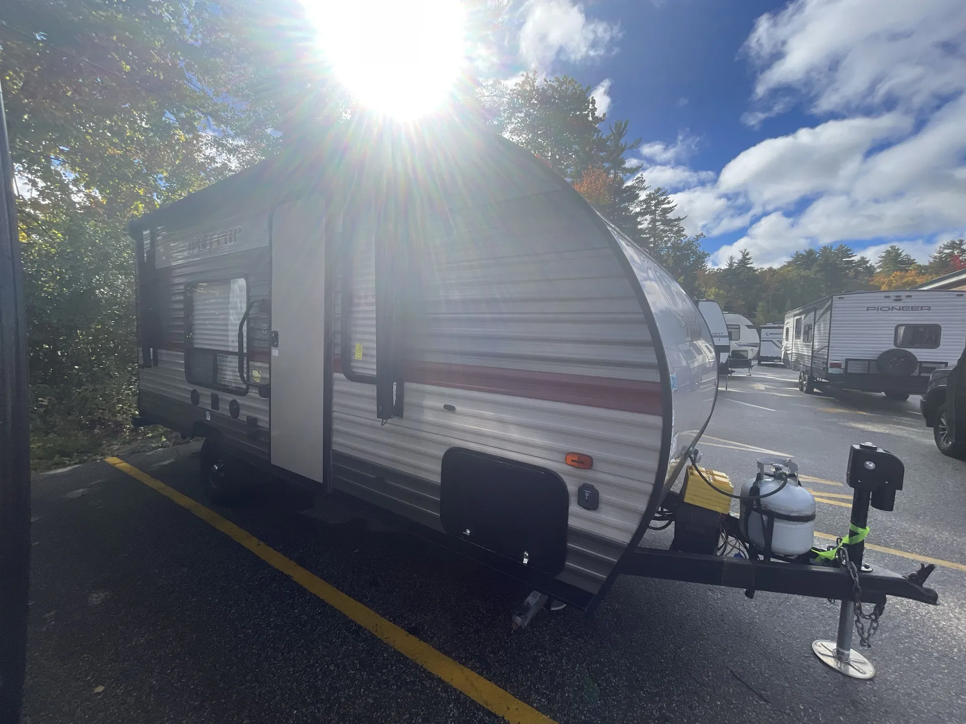 2018 Forest River Cherokee Wolf Pup 16FQ — campside
