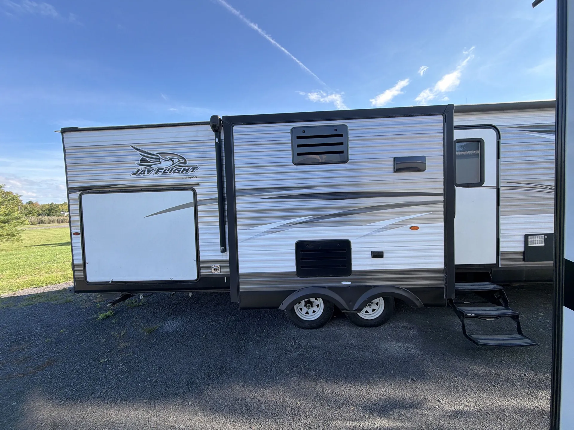 2017 Jayco Jay Flight 33RBTS - Photo 2
