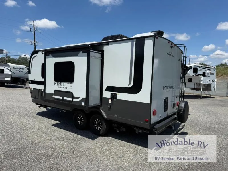 2026 Forest River Rockwood Mini Lite 2109S - Photo 4