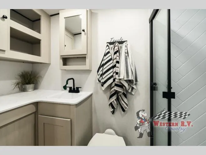2027 Coachmen RV Urban 2353RB - Photo 3
