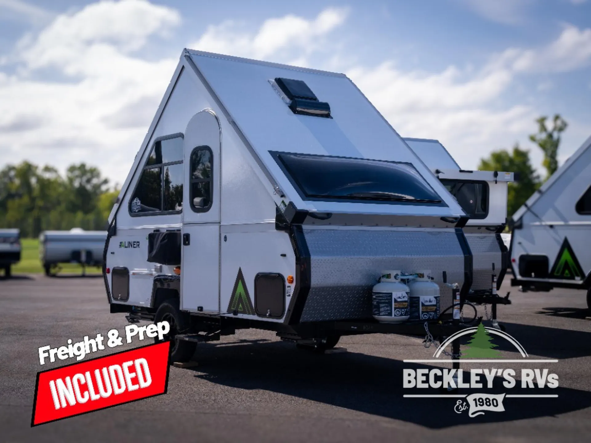 2027 Aliner Ranger 12 REAR SOFA - Photo 2