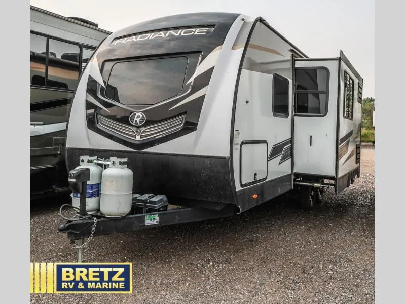2023 Cruiser RV Radiance 21RB - Photo 4