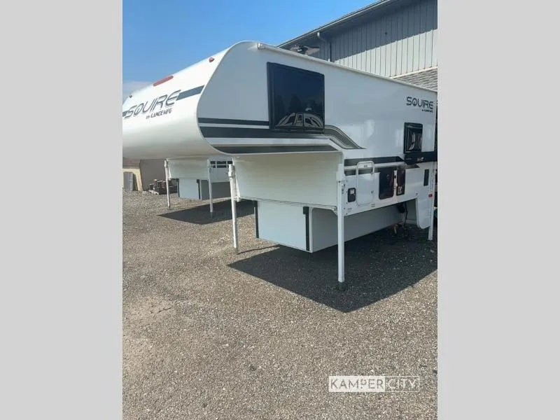 2025 Lance Squire Truck Campers SQ805 - Photo 3