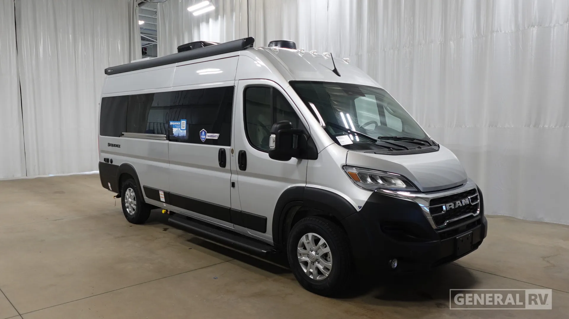 2027 Thor Motor Coach Sequence 20L - Photo 2