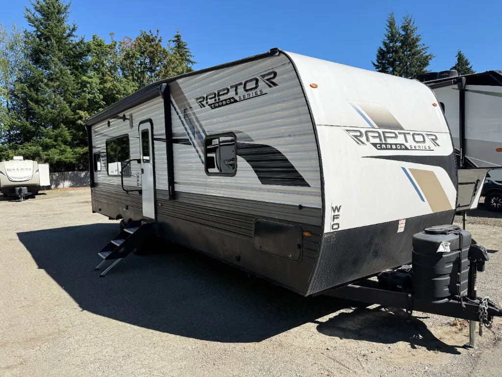 2024 Keystone Carbon 30WFO - Photo 3