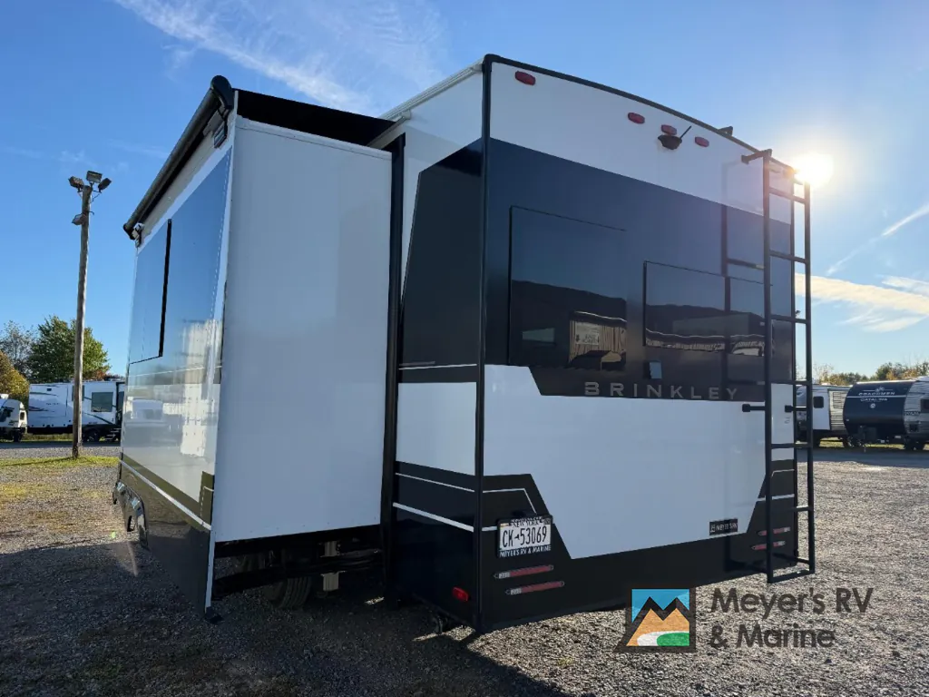2026 Brinkley Model Z 2680, Photos photo 2