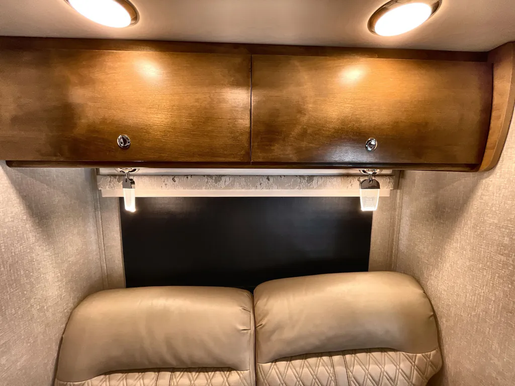 2017 Tiffin Wayfarer 24 QW, Photos photo 12