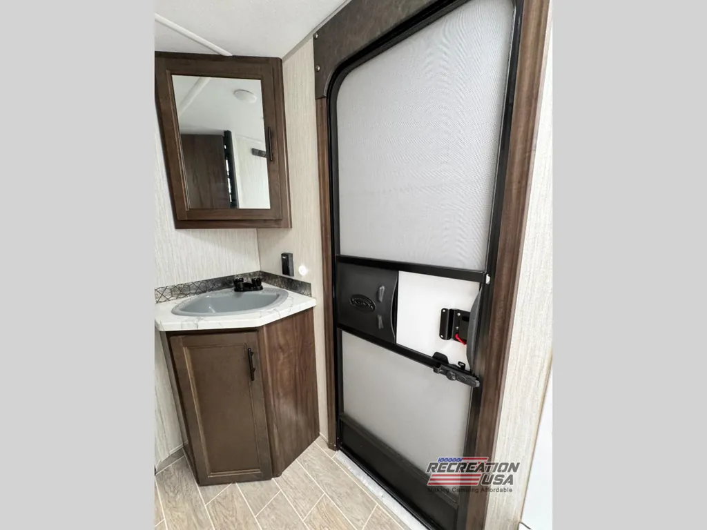 2021 Forest River Cherokee 274BRB, Photos photo 33