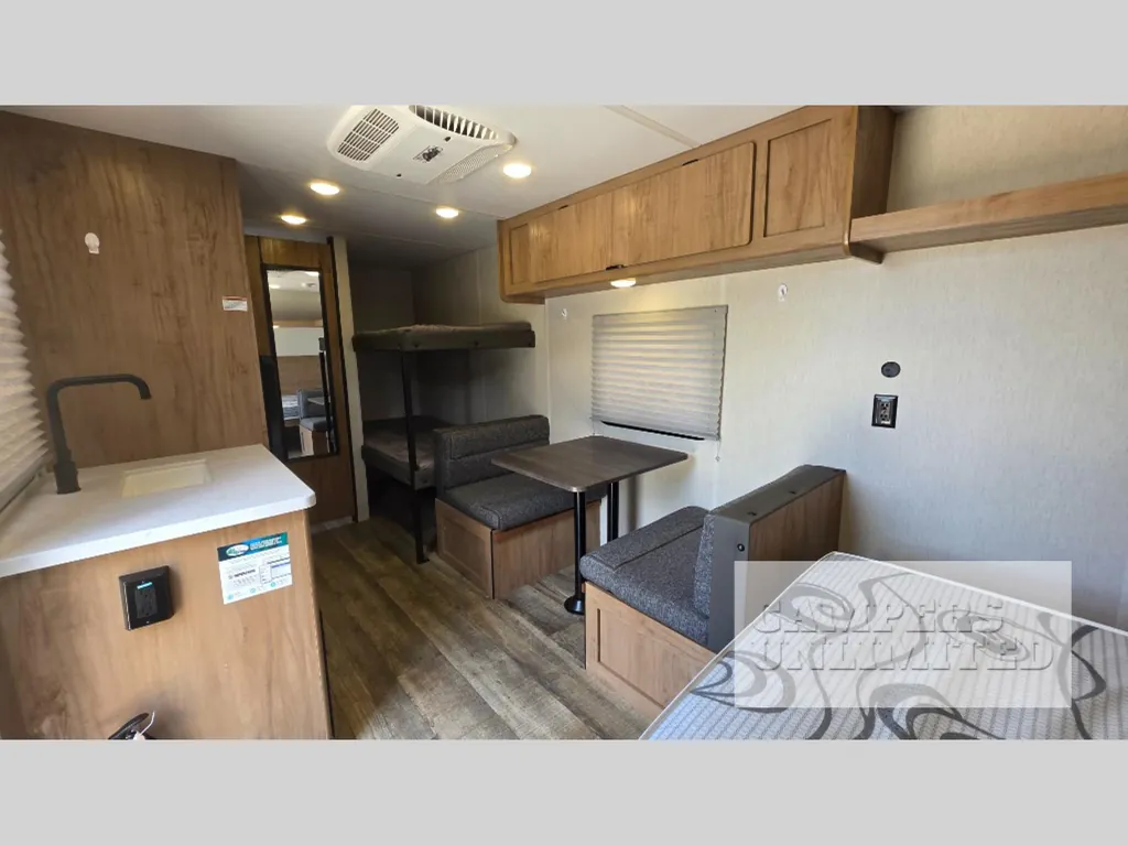 2024 Forest River Cherokee Wolf Den 16EV, Photos photo 4