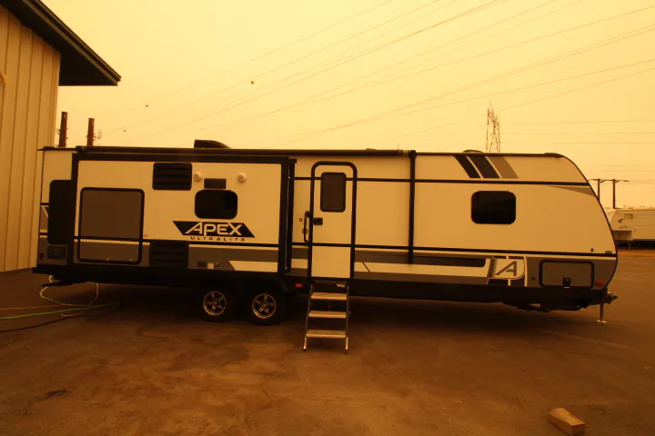 2021 Coachmen Apex 293RLDS - Photo 3