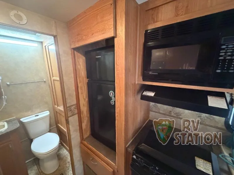 2010 Jayco Jay Flight 23FB - Photo 2