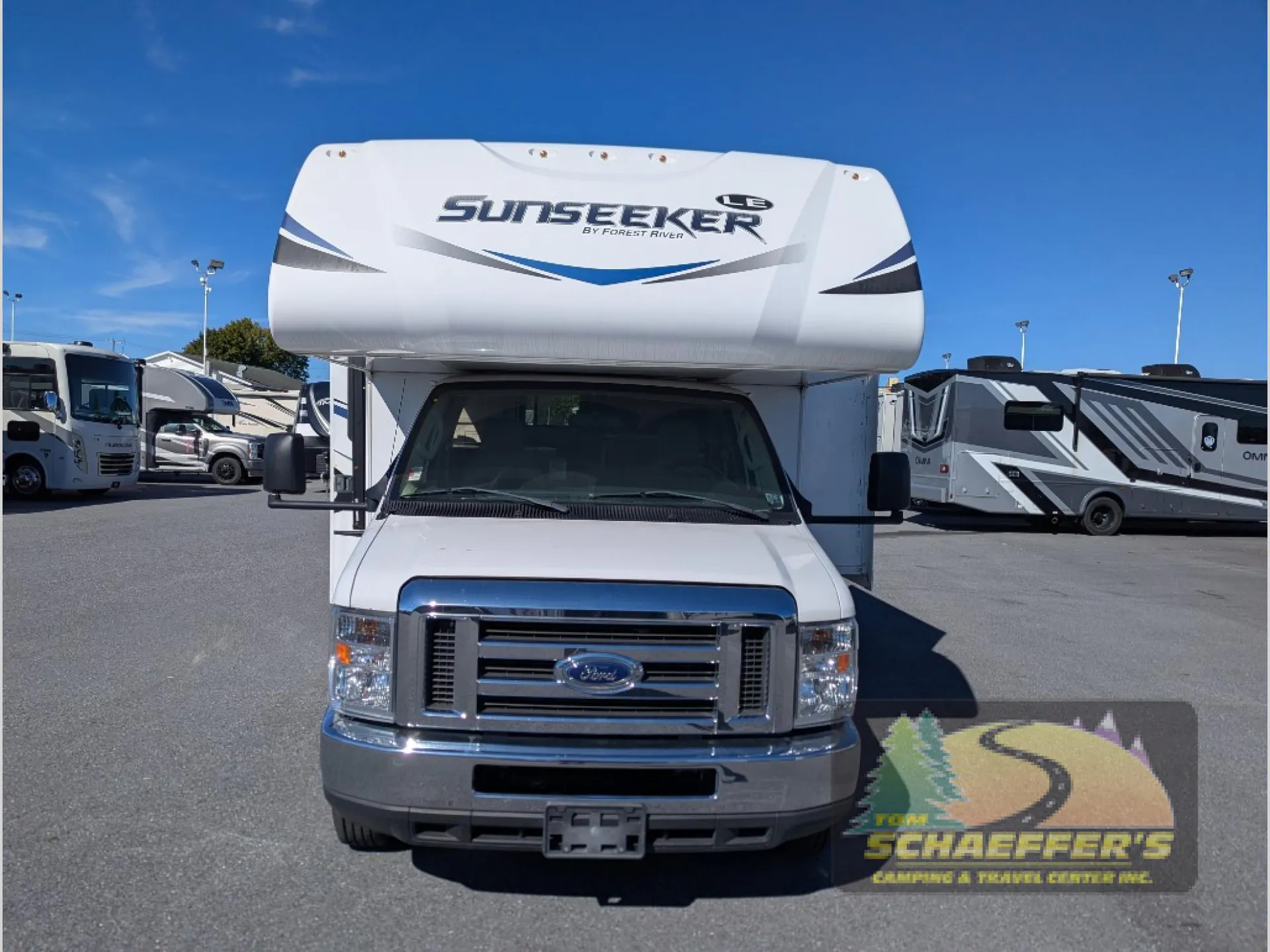 2020 Forest River Sunseeker LE 3250DSLE - Photo 2
