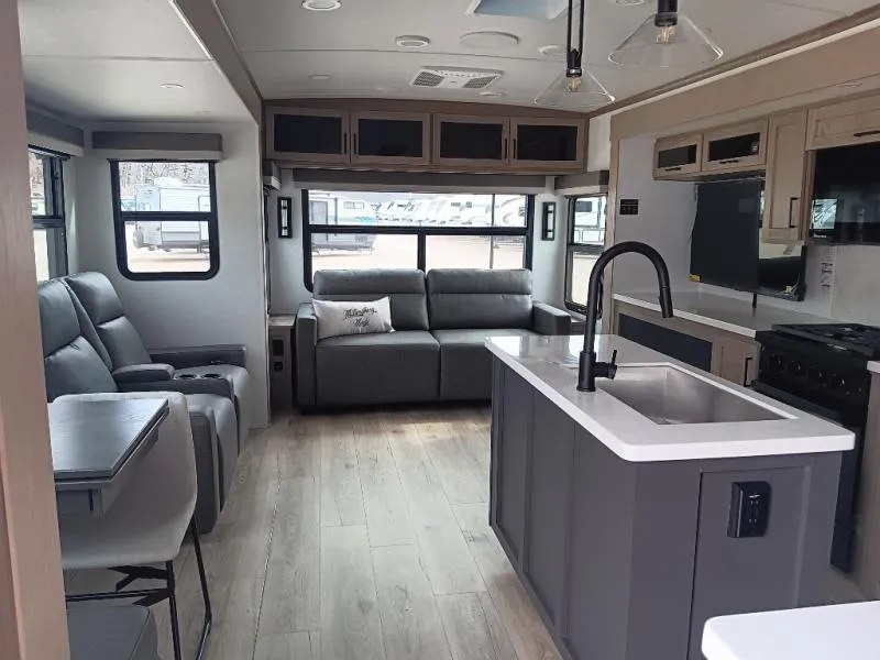 2026 Forest River Rockwood Signature 8337RL - Photo 3