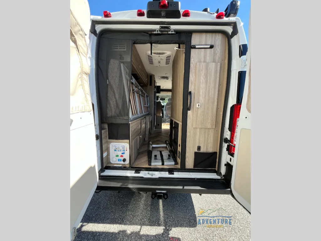 2025 Winnebago Travato 59G, Photos photo 7