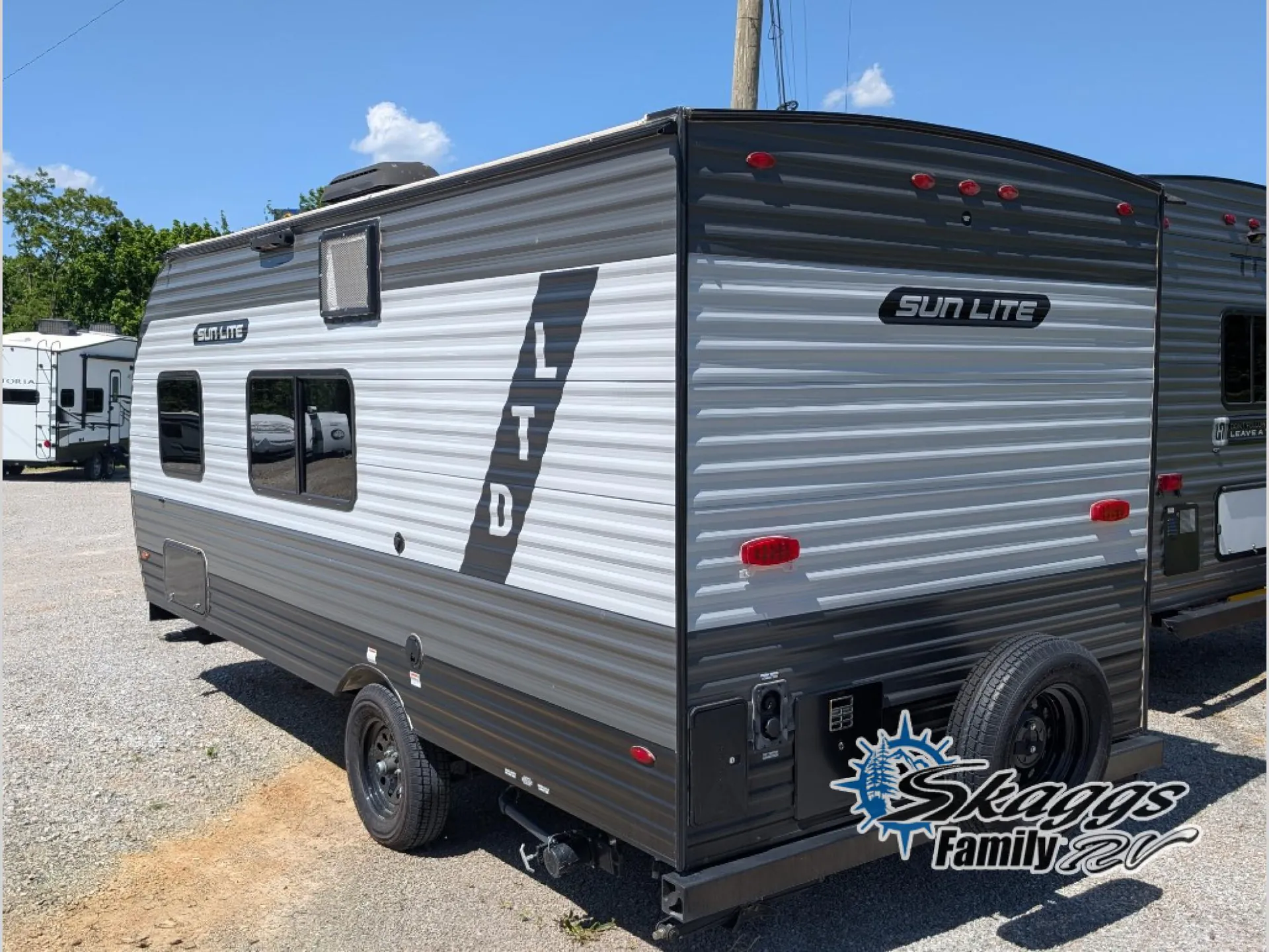 2024 Sunset Park RV Sun Lite LTD 19BH - Photo 4