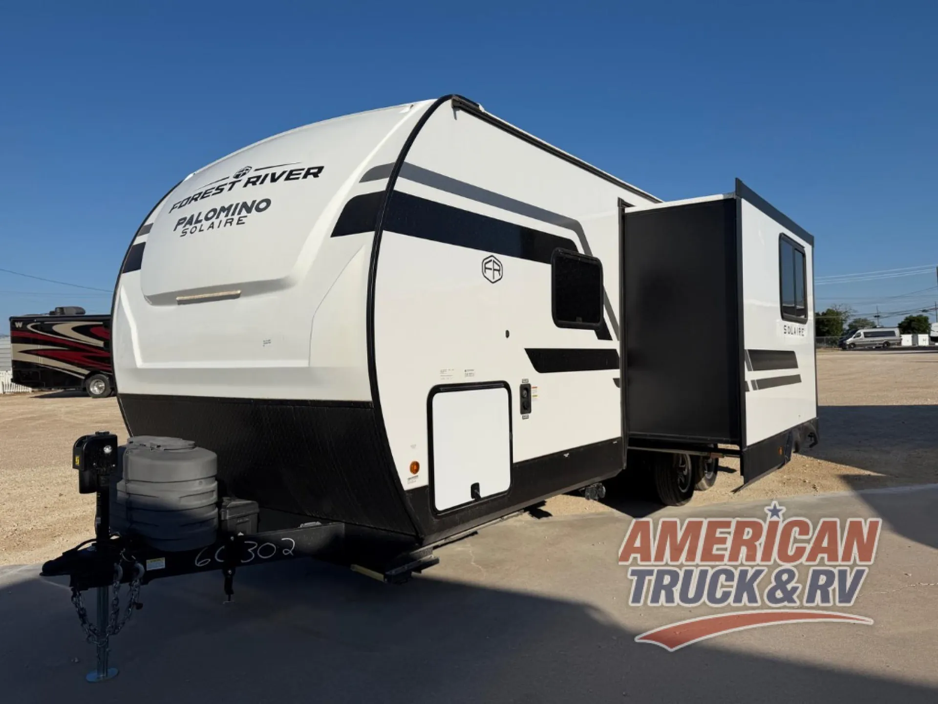 2025 Palomino Solaire 2430BHS - Photo 4