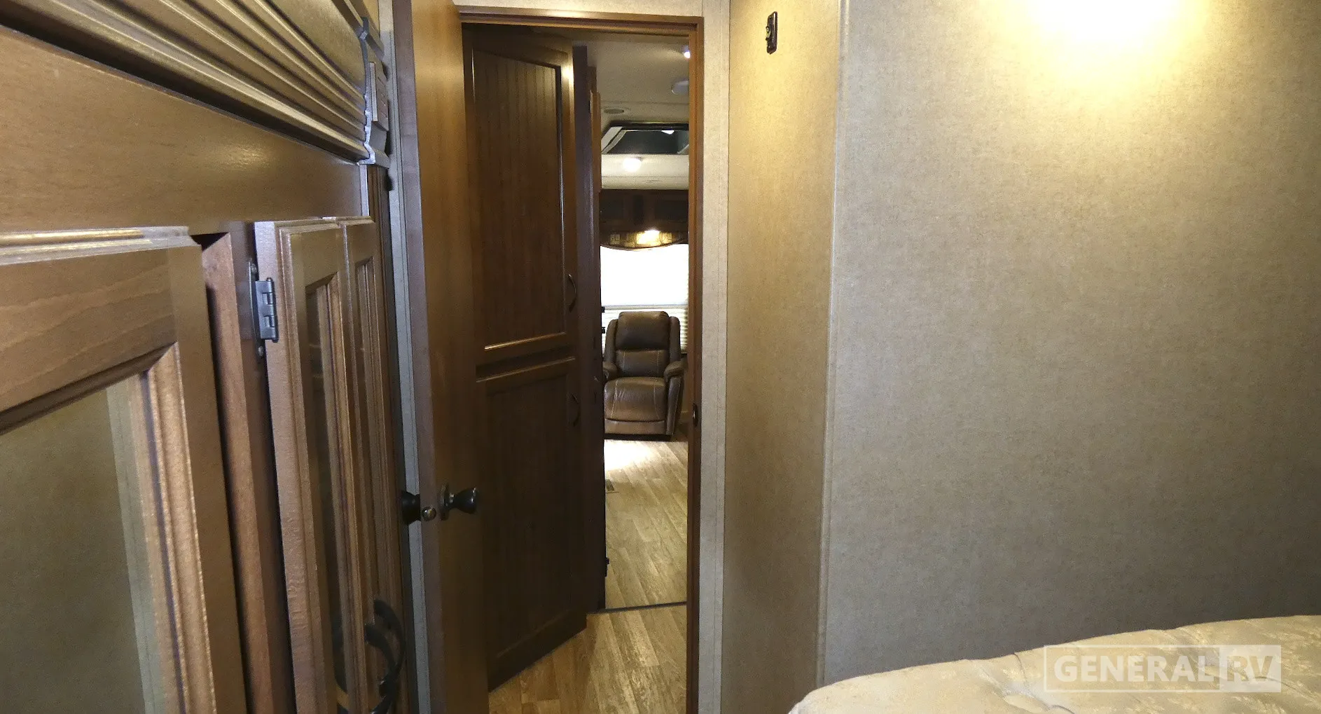 2015 Jayco Eagle HT 26.5 RLS - Photo 3