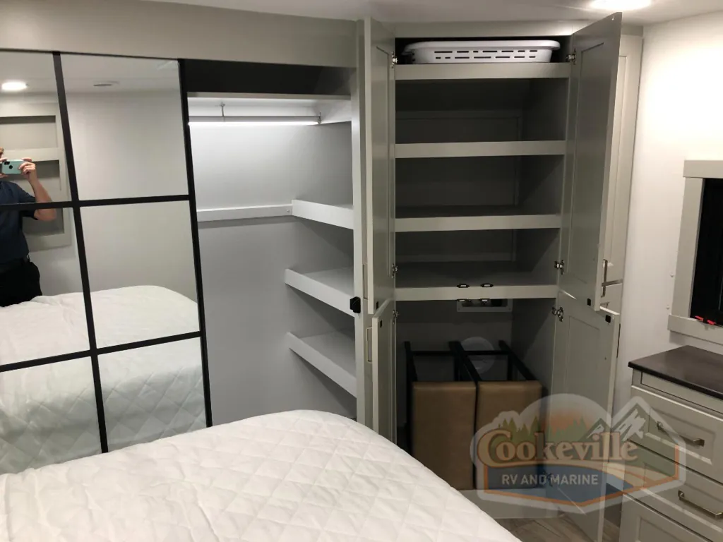 2026 Brinkley Model G 3970, Photos photo 29