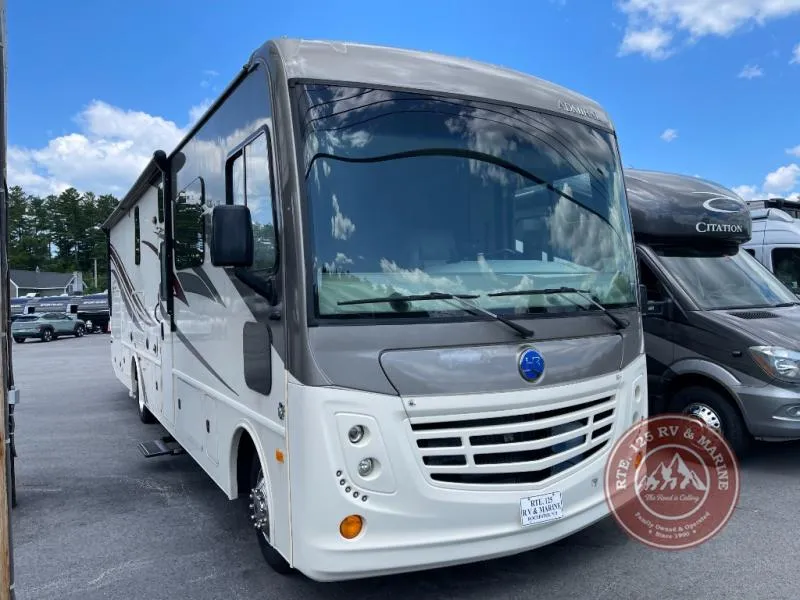 2019 Holiday Rambler Admiral 34J - Photo 2