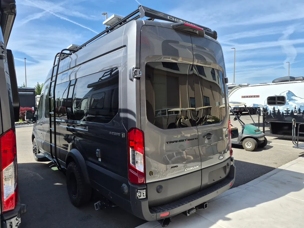 2027 Chinook RV Bayside TB, Photos photo 2